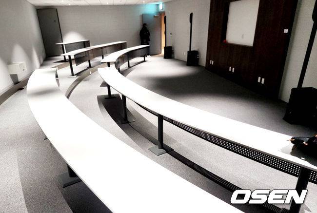 [OSEN=이상학 기자] 대전 한화생명볼파크 인터뷰실. 선수단 회의실도 같은 구조다. /waw@osen.co.kr