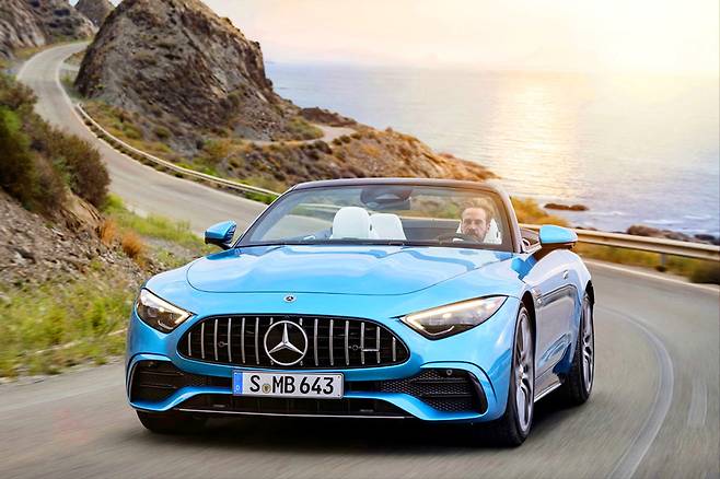 메르세데스 AMG SL 43