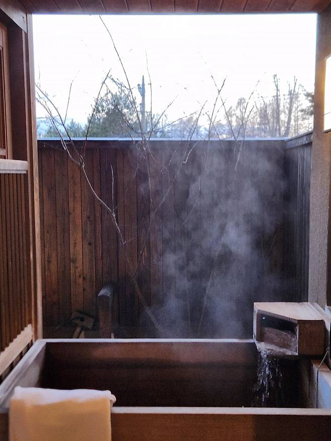 7fed8273b58369f251ee80e045857173099053ff9a0170a0a0a92ff7ddb9da67