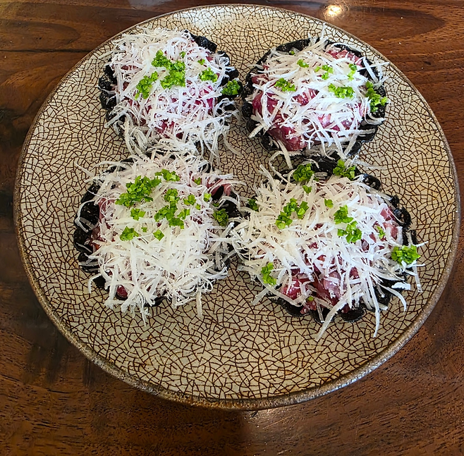 image.png 요리하는 돌아이 윤남노의 "디핀 옥수" 후기