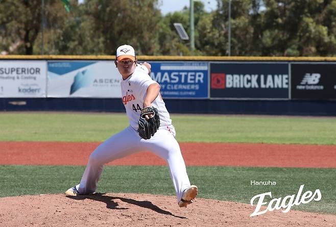 ▲ 25일 KIA전에서 1이닝 3탈삼진 호투에 이어 이날도 무실점을 기록하며 연투 테스트를 성공적으로 마친 김서현 ⓒ한화이글스