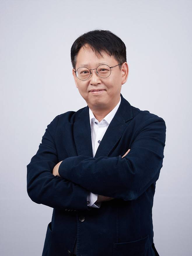 김규태 우리은행 WON뱅킹사업부장이 27일 서울 중구 우리은행 본사에서 이데일리와 인터뷰를 갖고 새롭게 개편한 우리WON뱅킹 앱을 소개했다. 사진=우리은행 제공