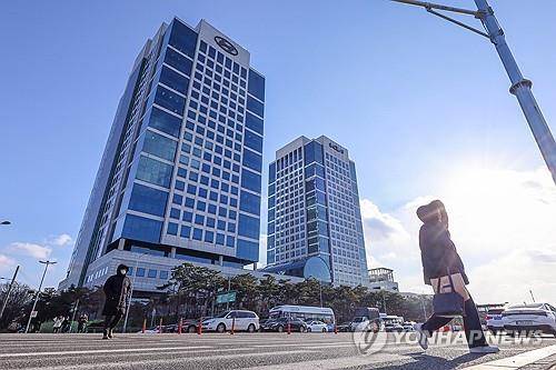 현대차그룹 사옥  (서울=연합뉴스) 서대연 기자 = 서울 서초구 현대자동차 본사의 모습. 2025.1.9 dwise@yna.co.kr