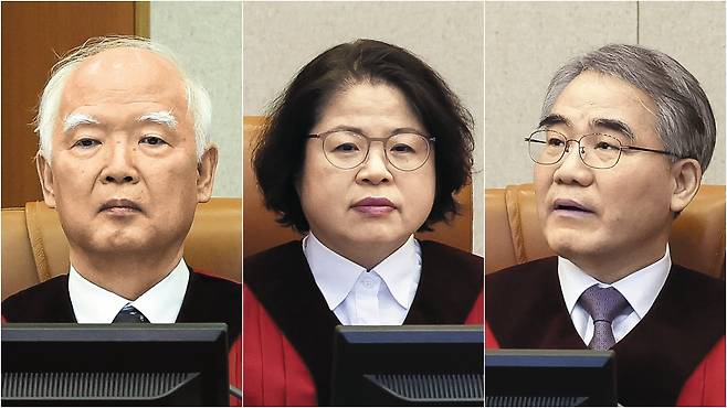 별개 의견 낸 헌법재판관 정형식, 김복형, 조한창 /김지호 기자