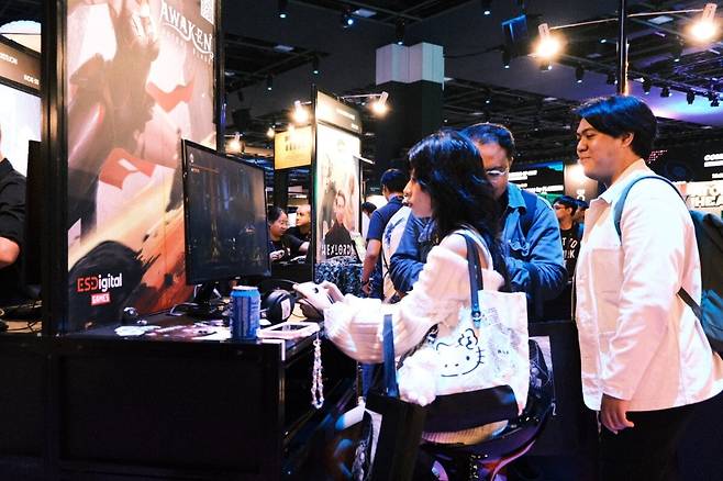 ▲ 크지는 않지만, 게임스컴 아시아에서도 인디 게임 시연은 활발했습니다