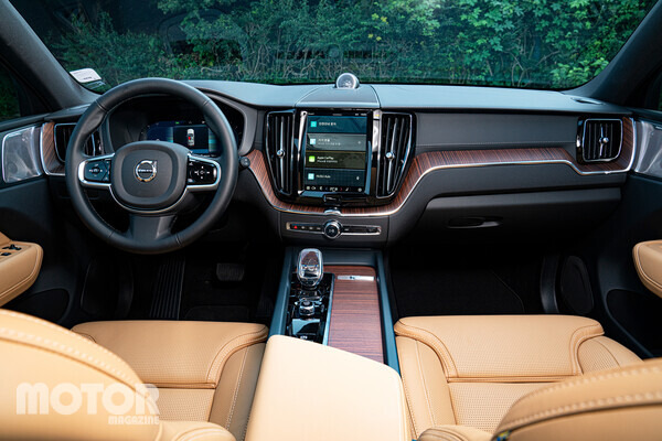 ​볼보 XC60 B5  사진 모터매거진 최재혁 기자​
