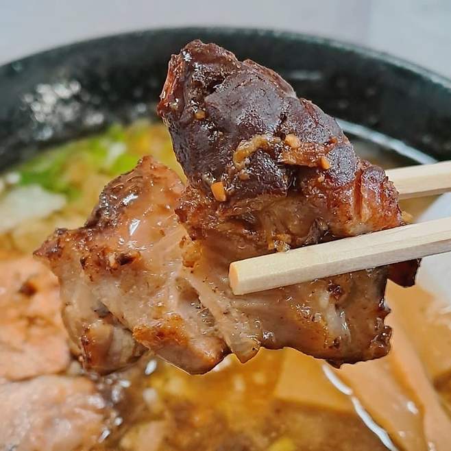 1d94f308ccf107f43eed83e547837002c5de0fd132cb458f640d423cf6c4ad4e7d471d3a7c7b828e1c5a