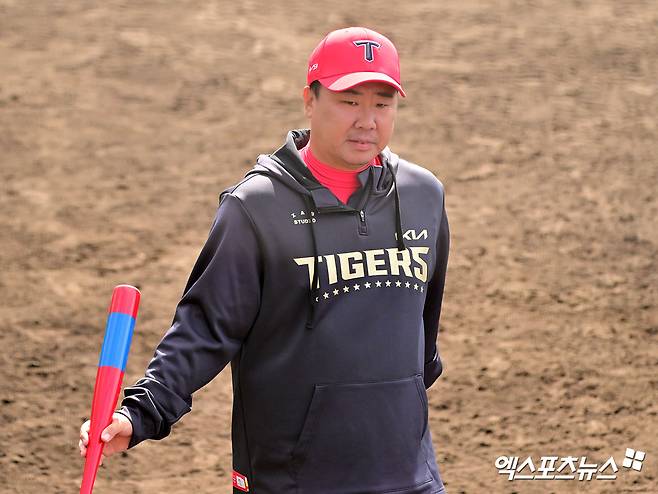 이범호 KIA 감독은 지난달 27일 킨 스타디움에서 열린 LG와 연습경기를 끝낸 뒤 선수단 미팅을 진행했다. 자유로운 분위기 속에서도 선수들이 경기장에서 해야 할 일을 강조했다. 엑스포츠뉴스 DB