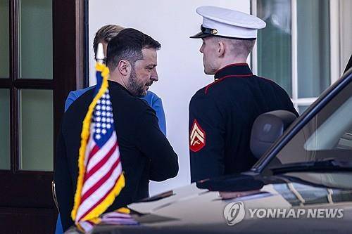 회담 파행 후 백악관 떠나는 젤렌스키 대통령 [EPA 연합뉴스 자료사진. 재판매 및 DB 금지]