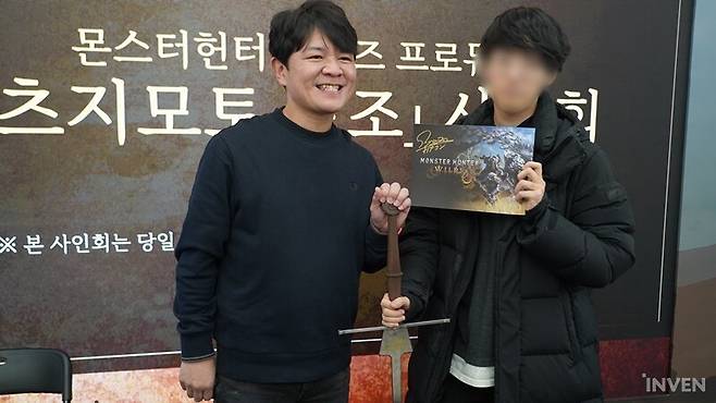 ▲ 이 룩 태도에 추가해 주실 거죠?