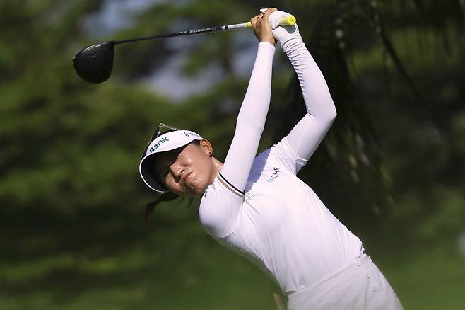리디아 고가 2일 싱가포르 센토사 골프클럽의 탄종 코스에서 열린 LPGA 투어 HSBC 위민스 월드 챔피언십 최종라운드에서 첫 티샷을 하고 있다. 싱가포르|AP 연합뉴스