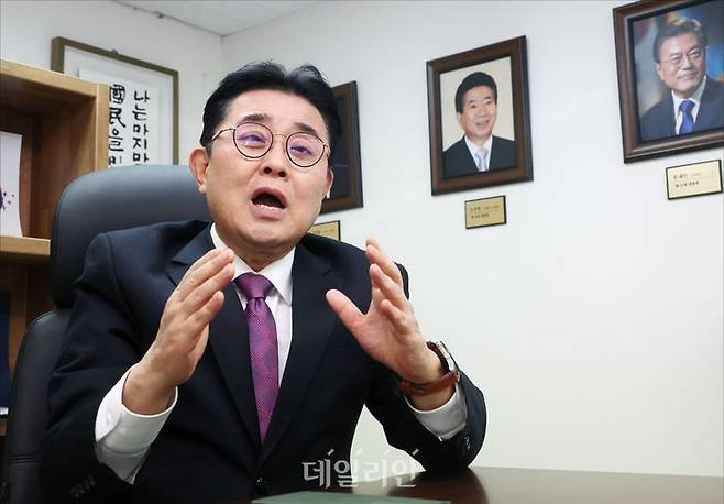 전병헌 새미래민주당 대표가 지난달 27일 서울 여의도 새미래민주당 중앙당사에서 데일리안과 인터뷰를 하고 있다. ⓒ데일리안 홍금표 기자