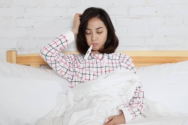 수면 시간이 부족하면 감기에 걸릴 확률이 높아진다는 연구 결과도 있다. 게티이미지뱅크