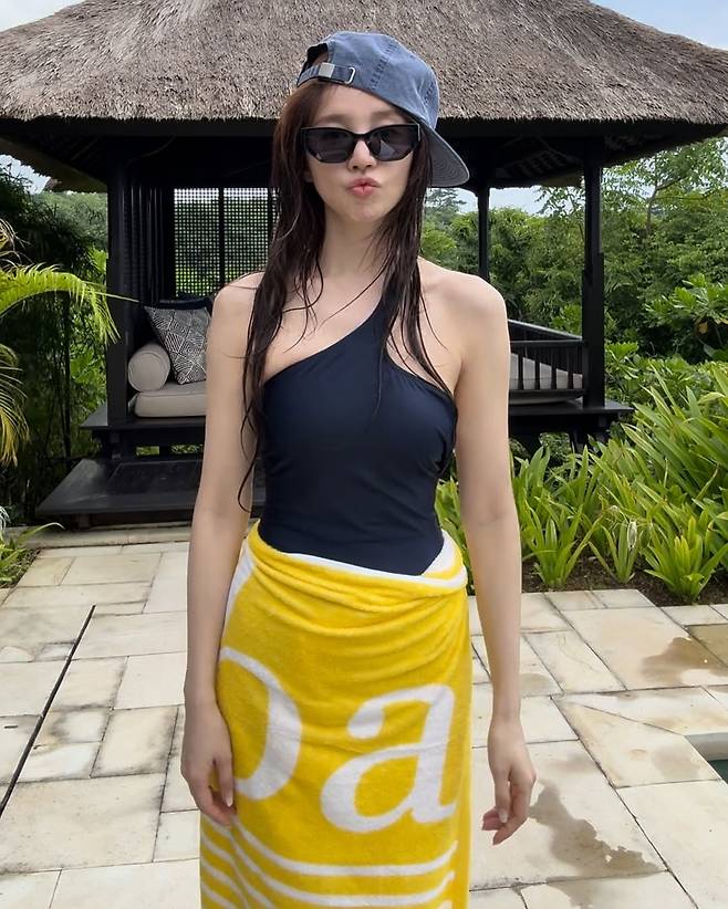 482689786_18345933415145645_3010653675411247719_n.jpg 40대가 된 윤은혜 오늘 인스타 발리여행 사진 (+영상)