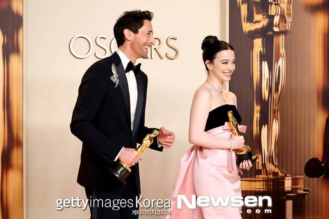 애드리언 브로디-미키 매디슨