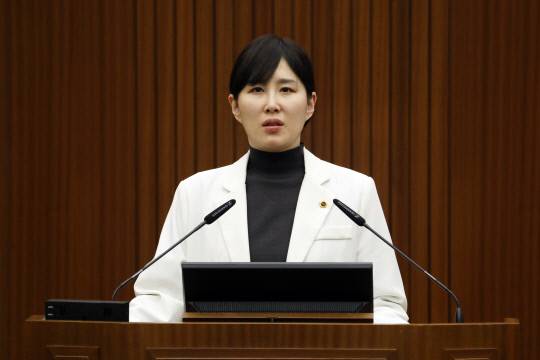 세종시의회 이현정 의원(더불어민주당·고운동갑)은 6일 "세종시의 전기차 보조금 지급 규모를 타 시도 수준으로 확대해야 한다"고 주장했다. 세종시의회 제공