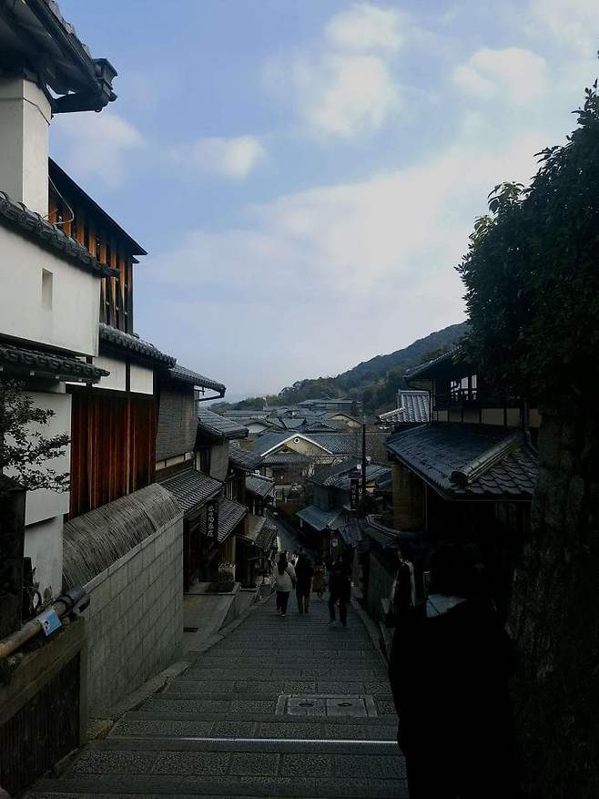 7bf3da36e2f206a26d81f6ec4f80706aa7