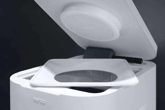 내부에는 물 맺힘 방지 및 습도 관리를 위한 구조가 적용돼 있다 / 출처=IT동아