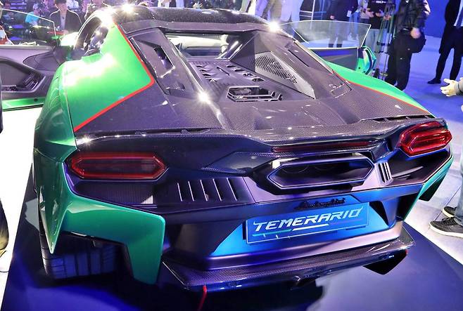 람보르기니 테메라리오 후면부 / 출처=IT동아