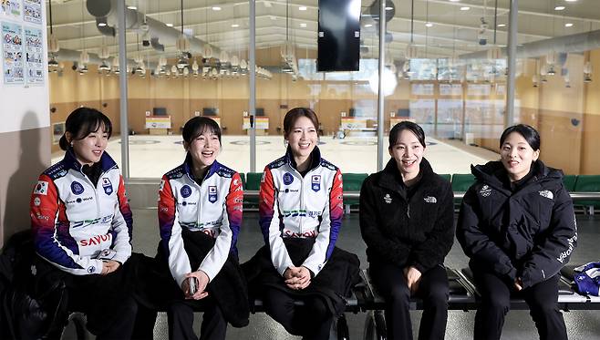 경기도청 김은지와 설예은, 설예지, 김수지, 김민지(왼쪽부터). 전민규 기자