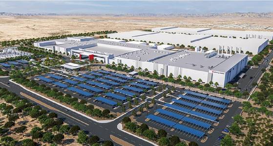 A render of LG Energy Solution's cylindrical battery plant under construction in Arizona. [LG ENERGY SOLUTION]
