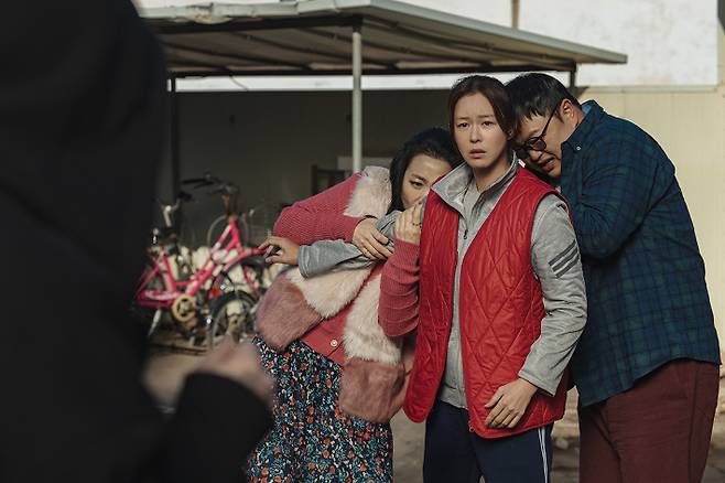 영화 '백수아파트' 스틸컷. 플러스엠 엔터테인먼트 제공