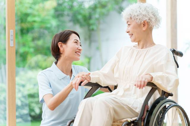 간호 관련 의료 산업 종사자는 최대 연봉 1억7000만원의 고수입을 올려 여성들이 선호했다. 사진은 기사의 특정 내용과 관련 없음. 게티이미지뱅크