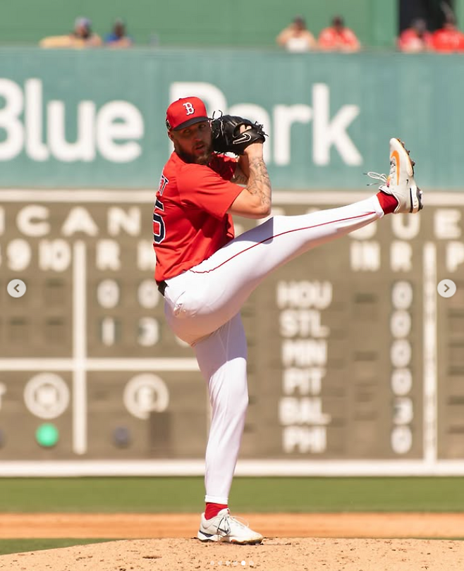 개럿 크로셰.   보스턴 레드삭스 인스타그램 캡처