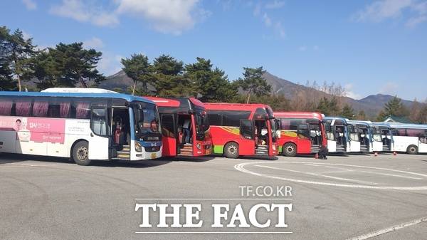 대전시가 봄 행락철을 맞아 전세버스 안전 점검을 실시한다. /대전시