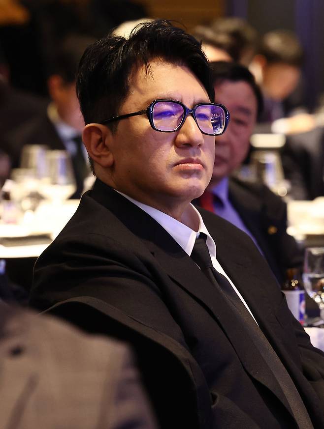 사진은 최근 방시혁 하이브 의장이 한국경제인협회 제64회 정기총회에 참석한 모습. /연합뉴스
