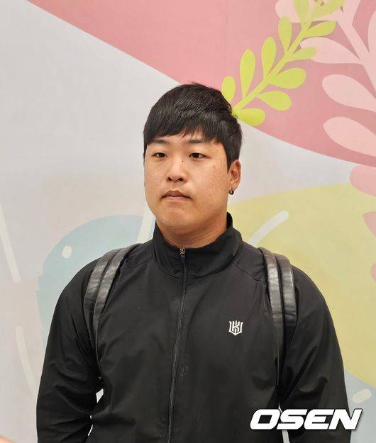 [OSEN=인천공항, 이후광 기자] KT 위즈 강백호 / backlight@osen.co.kr