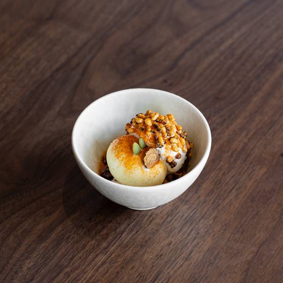 된장·간장·고추장 세 종류의 우리 장으로 맛을 더한 디저트 ‘장 트리오’. [사진 밍글스]