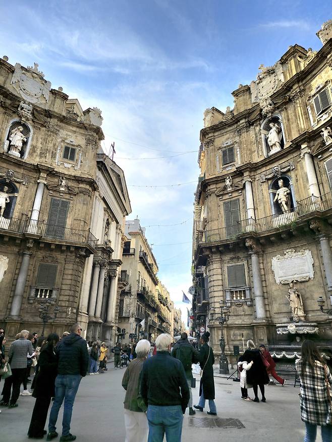 팔레르모 콰트로 칸티.