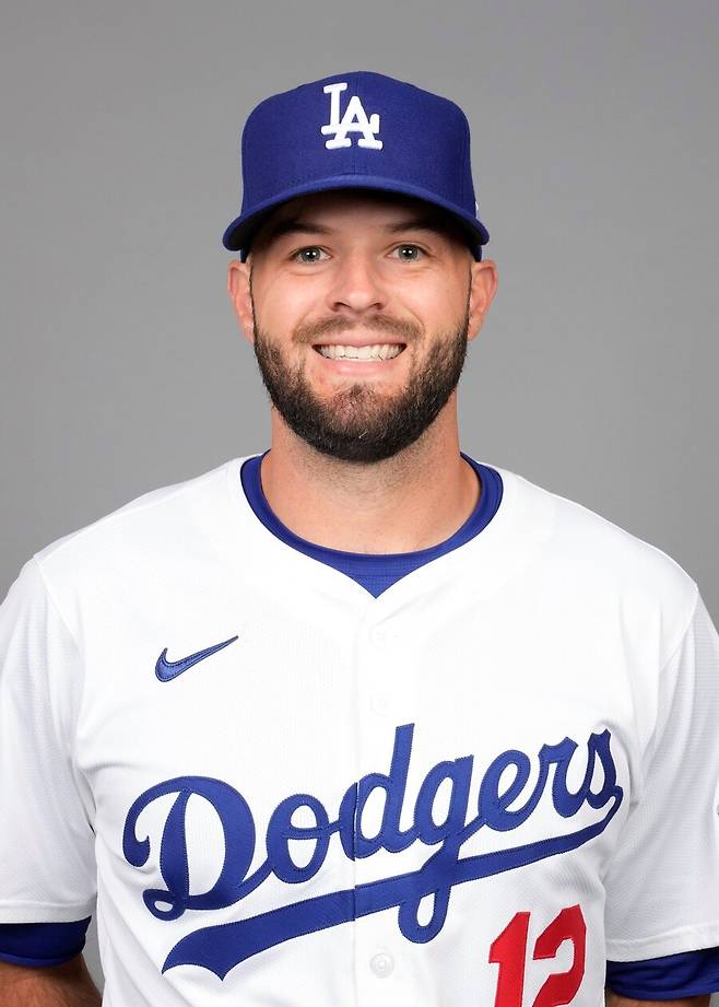 ▲ 보티는 9일까지 이번 시범경기 11경기에 나가 타율 0.480, 출루율 0.519, 장타율 0.840, 2홈런, 9타점, OPS 1.359의 빼어난 타격감을 선보이고 있다. 데이브 로버츠 감독도 보티가 현재까지 캠프 MVP라면서 칭찬을 하고 나섰다. ⓒ연합뉴스/AP통신