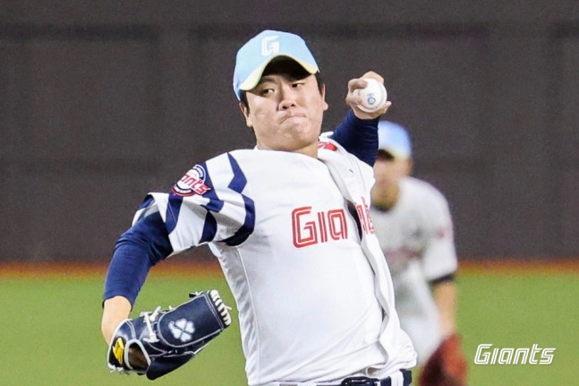 Jeong ⁢Hyun-soo⁤ pitching against the Taiwan national team.