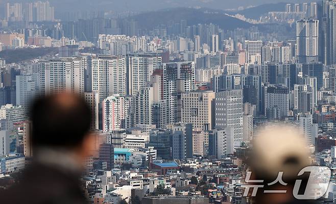 남산에서 바라본 서울 도심 아파트단지 모습. 2025.3.6/뉴스1 ⓒ News1 오대일 기자