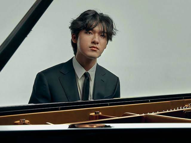 피아니스트 임윤찬.     IMG아티스트