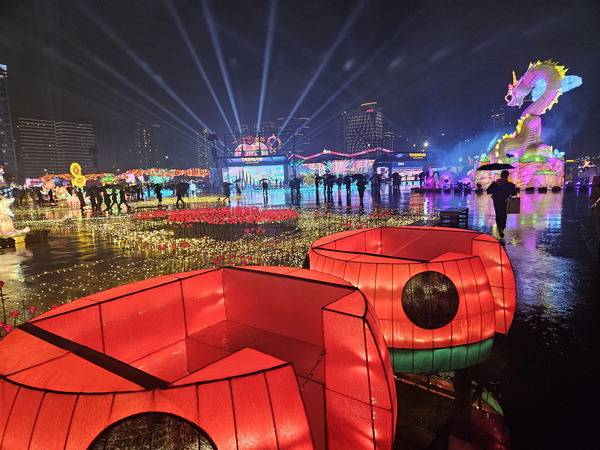 국립공항이 있는 타오위안에서 지난달 열린 2025 대만등불축제.