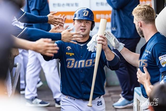 정확성까지 겸비한다면 김형준은 한국 최고의 포수가 될 수 있다.