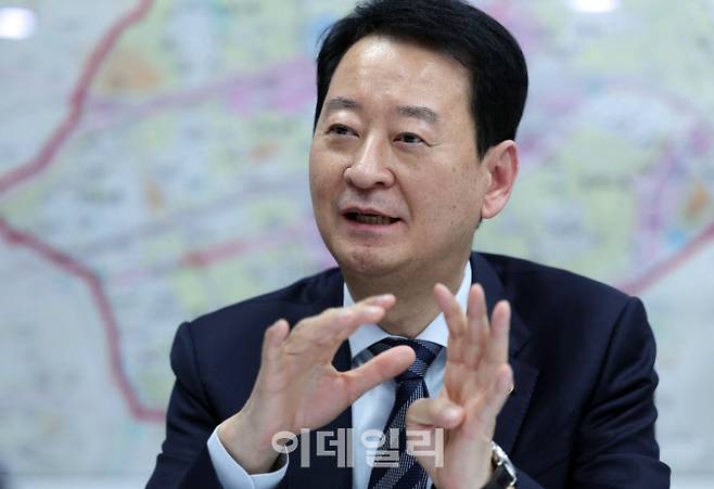 [이데일리 노진환 기자] 최은석 국민의힘 의원이 6일 서울 여의도 국회 의원회관에서 이데일리와 인터뷰를 하고 있다.