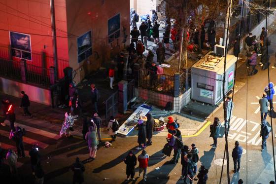 지난 1월 19일 서울서부지방법원으로 난입하고 있는 윤 대통령 지지자들. [연합뉴스]