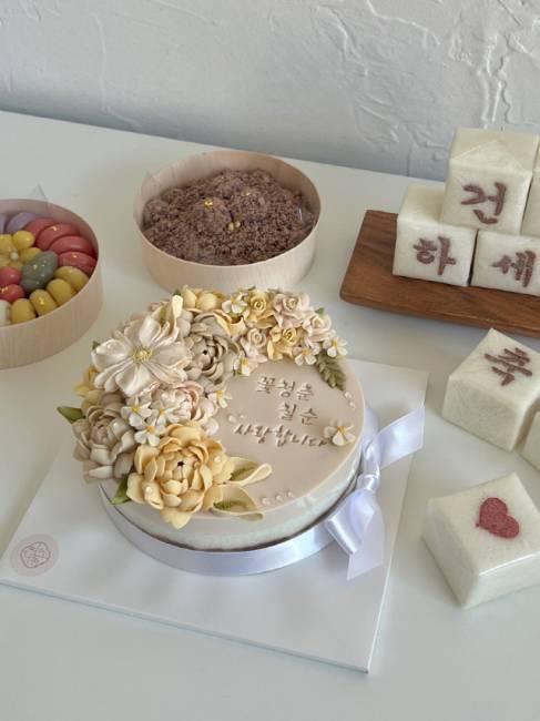 ▲ 피어나현 앙금 플라워 케이크