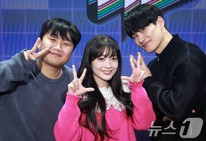 KBS 2TV 개그콘서트에 출연하는 KBS 공채 33기 코미디언오정율(왼쪽부터), 나현영, 김시우 / 뉴스1 ⓒ News1 김진환 기자