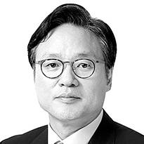 손혁상 경희대 공공대학원 교수·전 KOICA 이사장