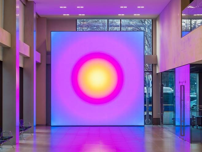 Hyundai Card MoMA Digital Wall in Seoul (Courtesy of Hyundai Card)