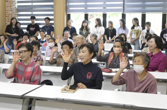 ▲전북특별자치도 순창군은 올해도 군민들의 취·창업 역량 강화를 위해 직업교육훈련 교육비를 지원한다고 14일 밝혔다. 사진은 직업교육훈련 모습 ⓒ순창군