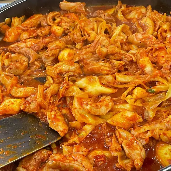 춘천닭갈비 - 안산 닭갈비, 번데기 맛집 | 다이닝코드, 빅데이터 맛집검색