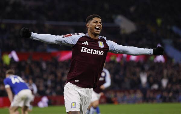 ▲ 맨체스터 유나이티드를 일시 탈출한 애스턴 빌라 공격수 마커스 래시포드(사진 맨 위)가 잉글랜드 대표팀으로 복귀했다. 해리 케인(가운데), 도미닉 솔랑케(맨 아래)와 함께 뛴다. ⓒ연합뉴스/REUTERS