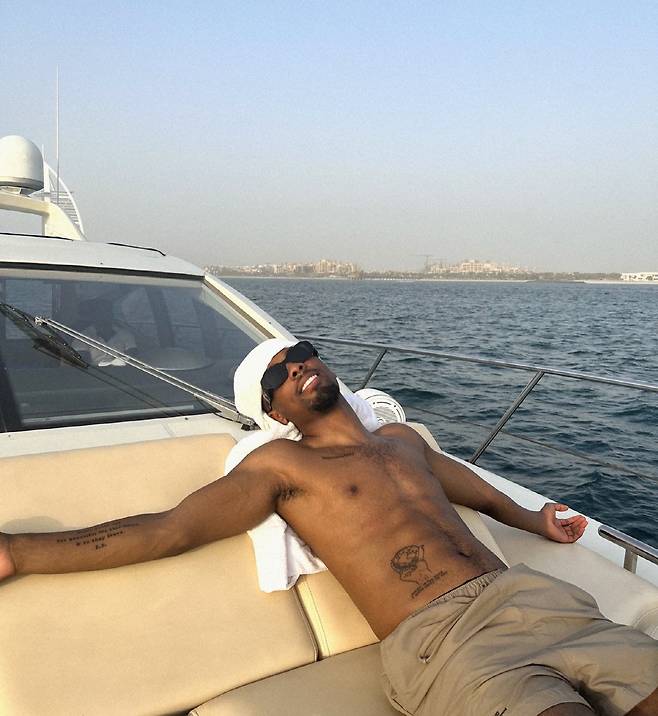 엔젤 고메스 SNS