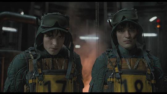 [영화 '미키 17' 중 한 장면=워너브러더스 코리아]